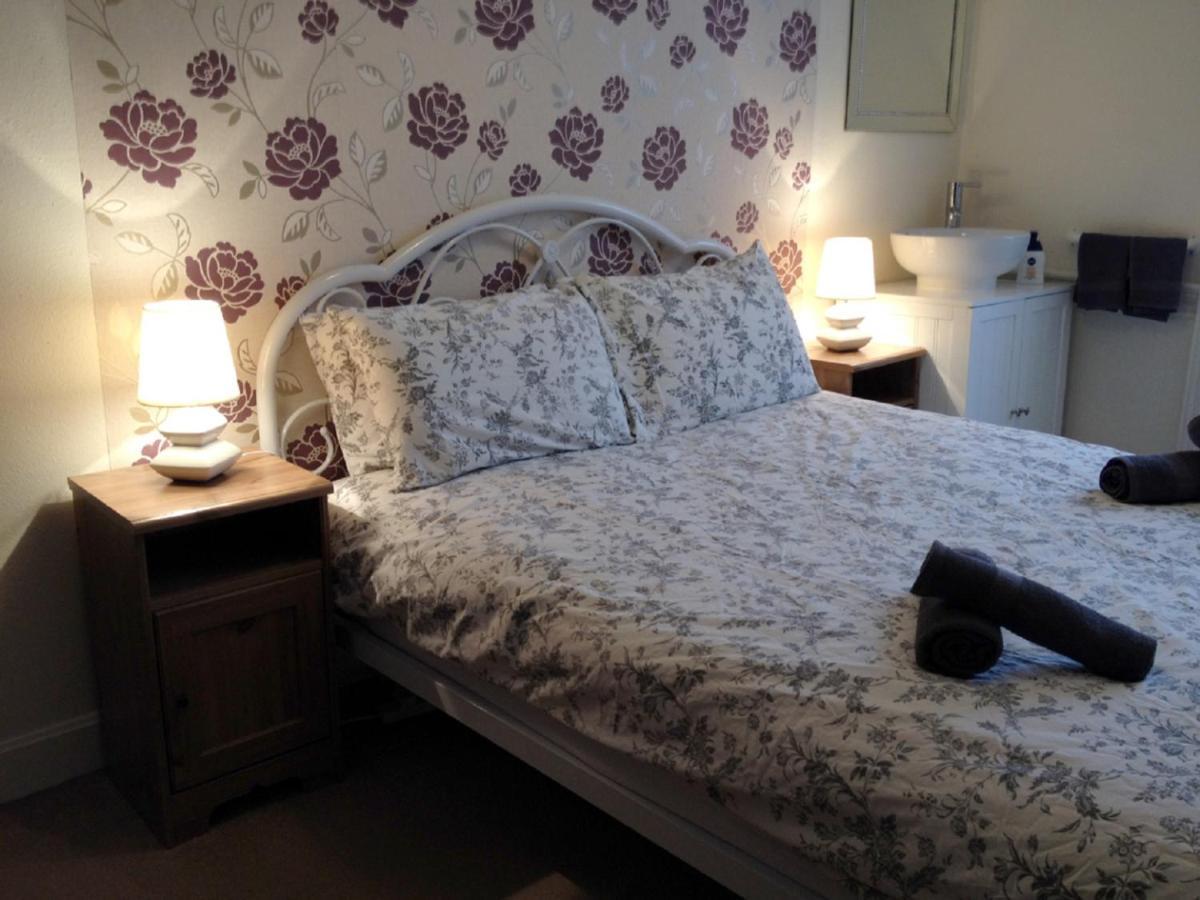 F1- Very Nice City Centre Apartment Единбург Екстериор снимка