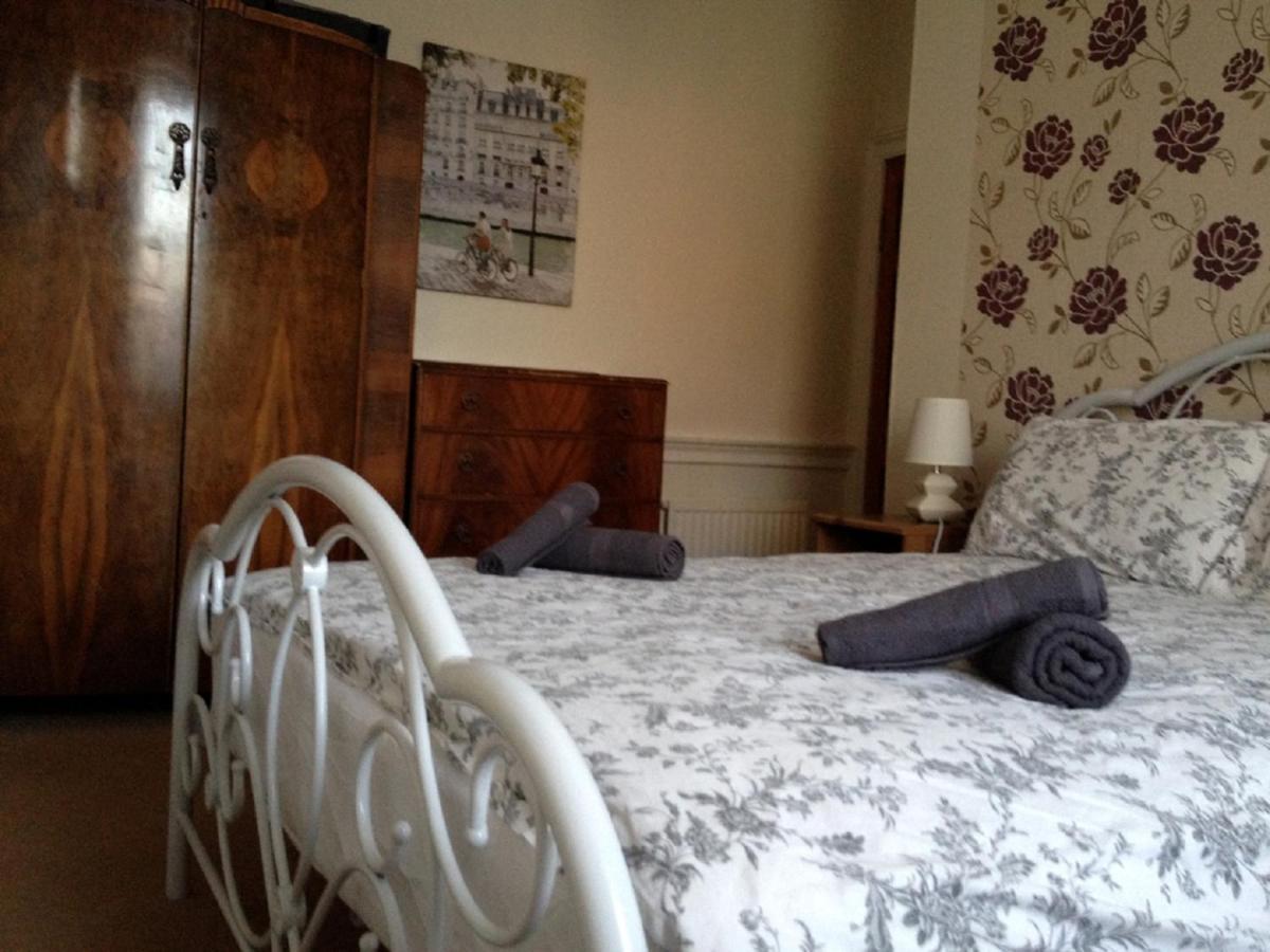 F1- Very Nice City Centre Apartment Единбург Екстериор снимка